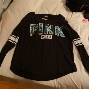 VS PINK Longsleeve